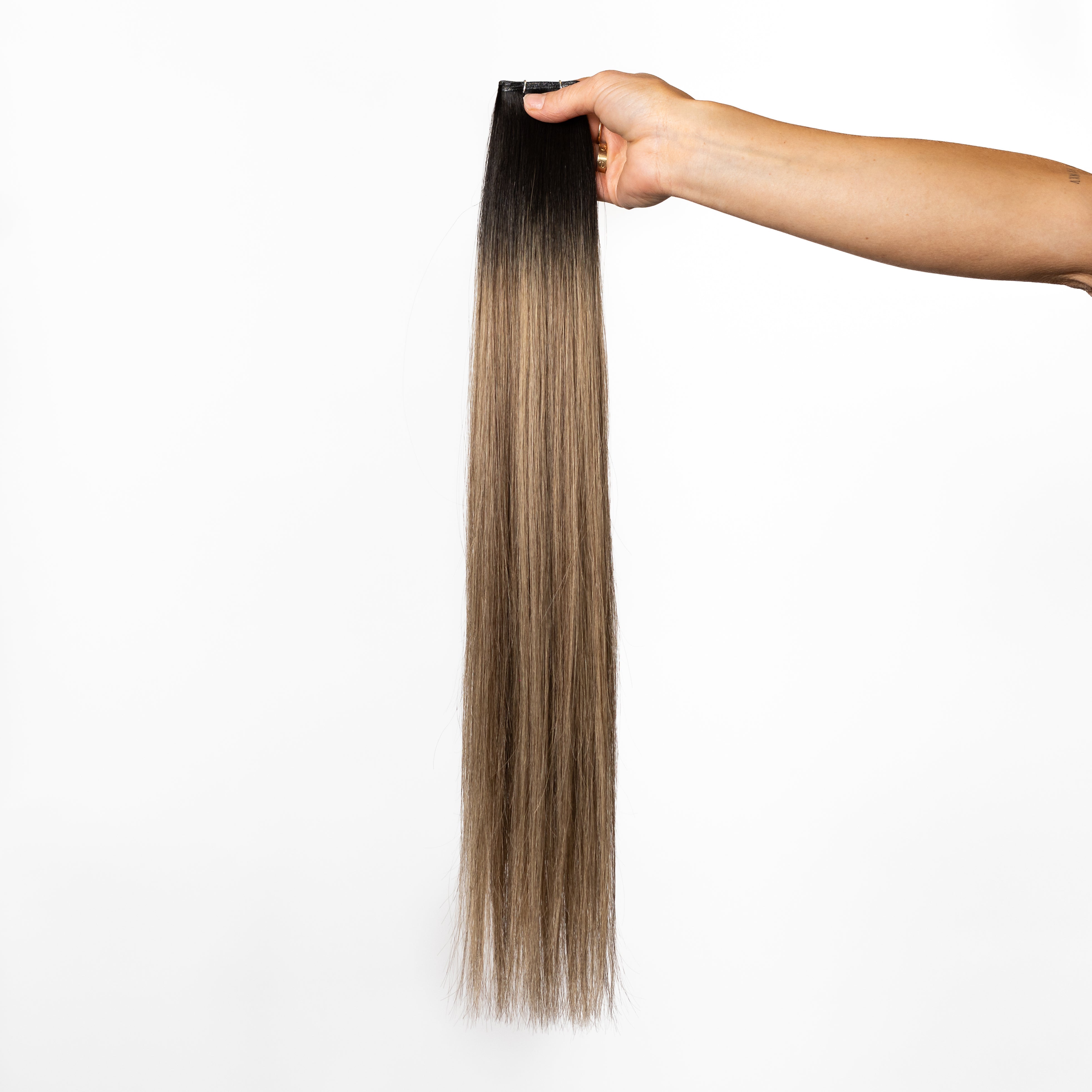 Brunette Balayage Crowned by Bello